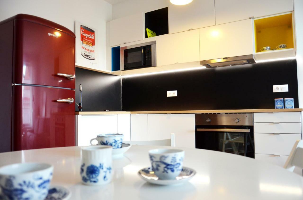 Brand New Apartment. Parking Spot Included! Bratislava Esterno foto